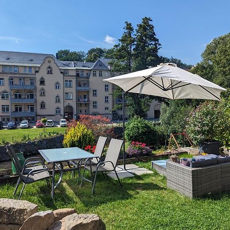 Famzi - Urlaubsmagie - Familienwohnung Mit Gemeinschaftsgarten, -Sauna & -Pool Sebnitz Buitenkant foto
