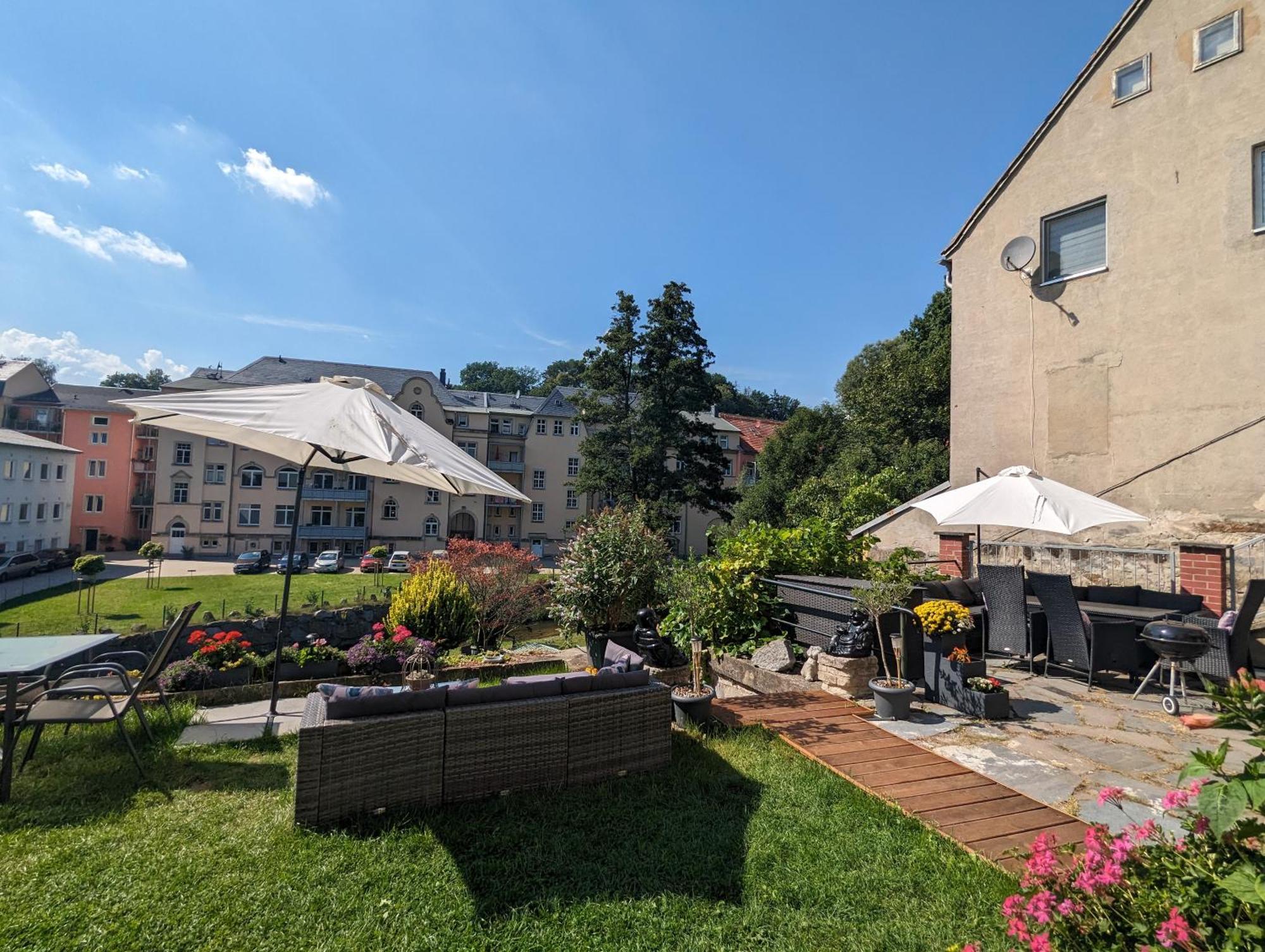 Famzi - Urlaubsmagie - Familienwohnung Mit Gemeinschaftsgarten, -Sauna & -Pool Sebnitz Buitenkant foto