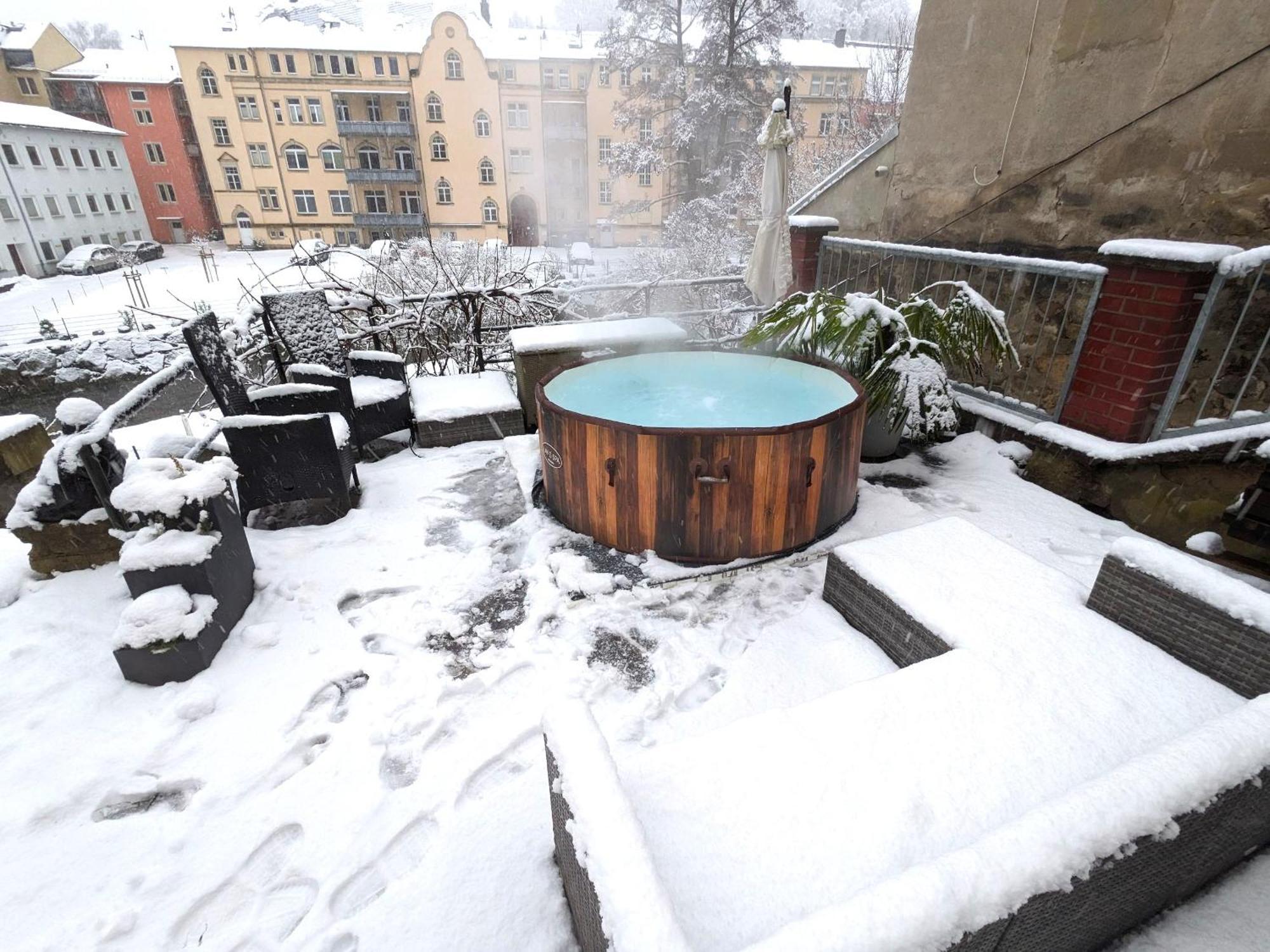 Famzi - Urlaubsmagie - Familienwohnung Mit Gemeinschaftsgarten, -Sauna & -Pool Sebnitz Buitenkant foto